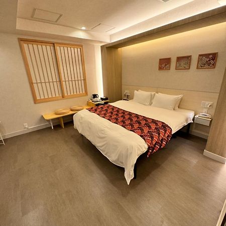 Hotel Be-Zen Shimanouchi Osaka Exteriör bild
